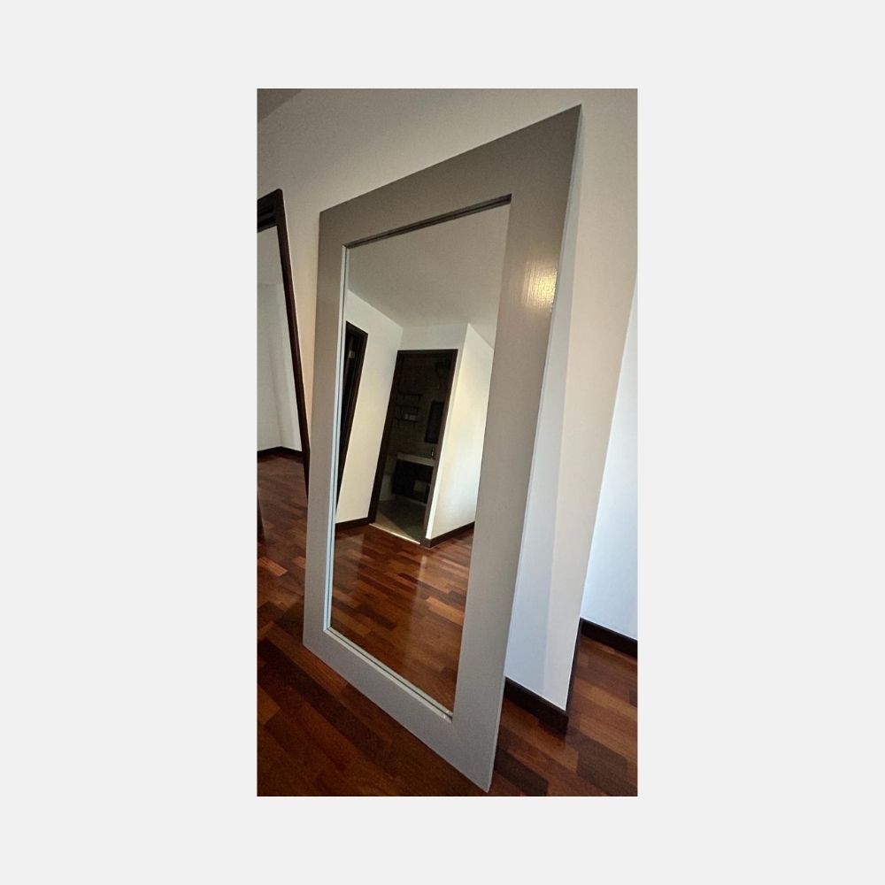 Espejo de cuerpo entero