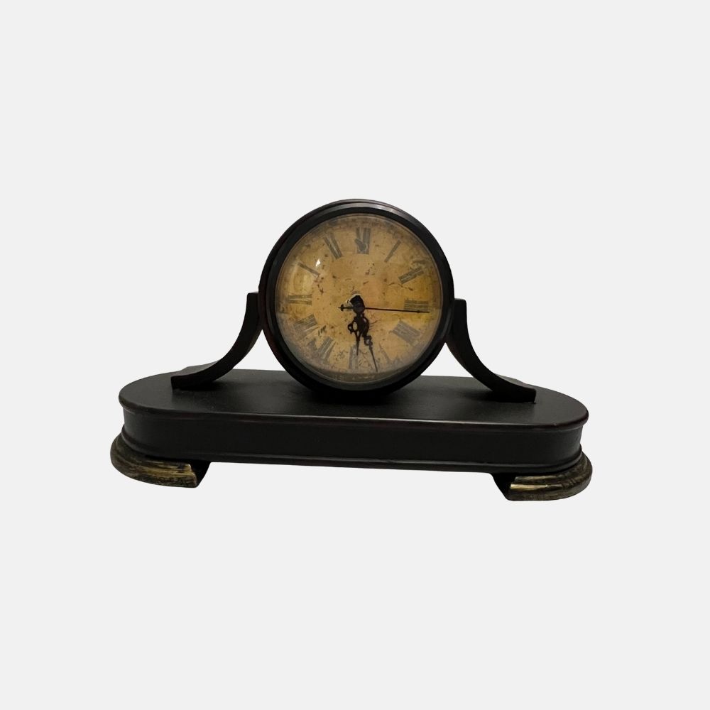 Reloj de chimenea estilo antiguo