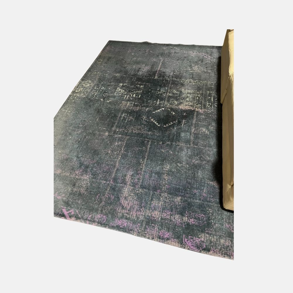 Alfombra azul y morado