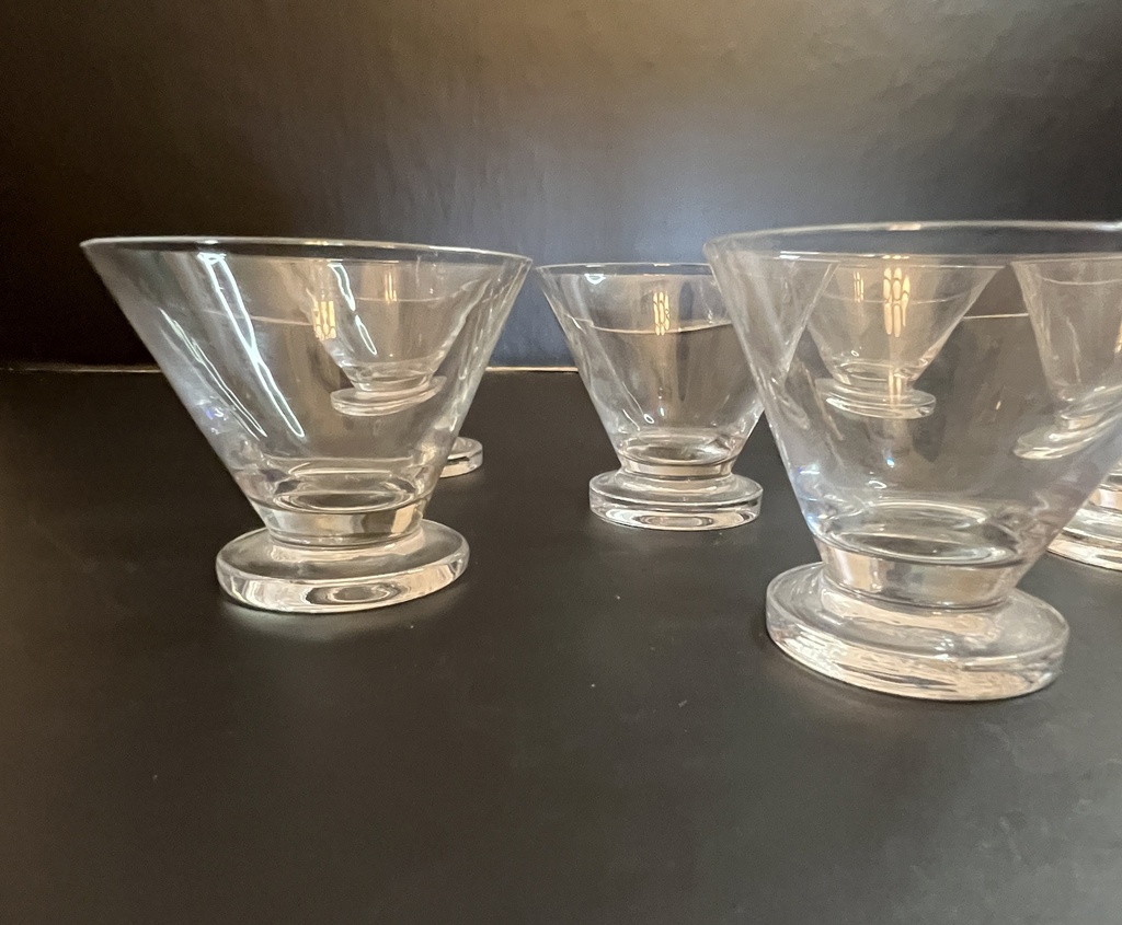 Juego de Pichel cocktelero con revolvedor y 6 copas