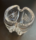 Florero de cristal base amorfa