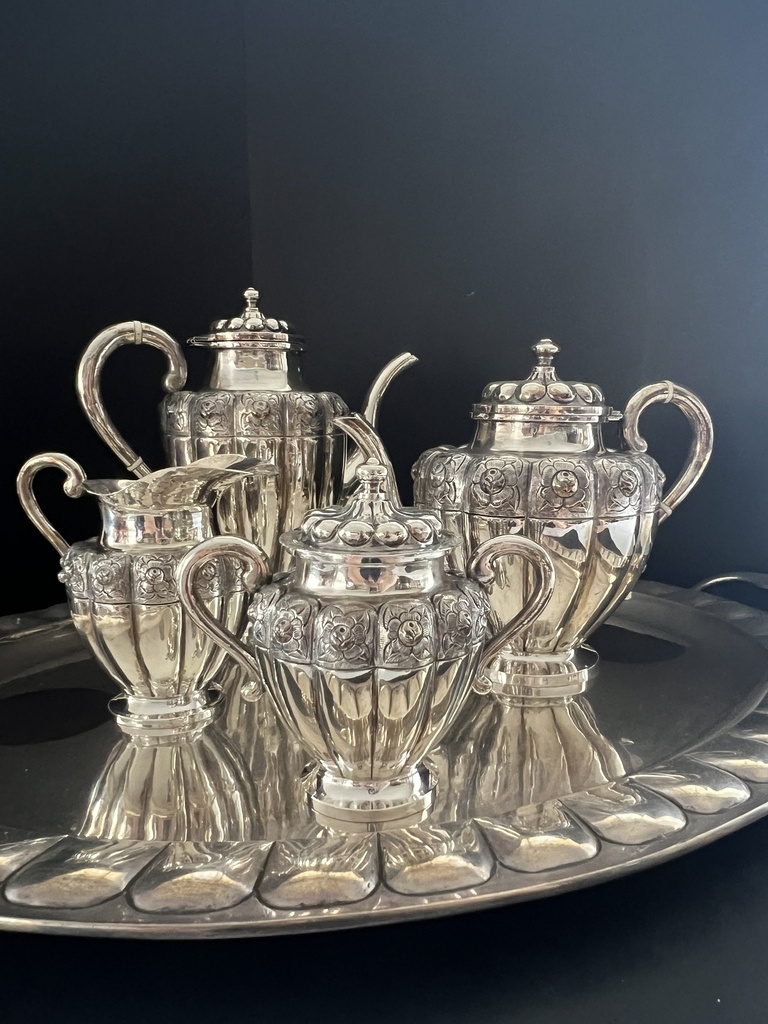 JUEGO DE TÉ DE PLATA