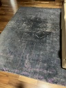 Alfombra azul y morado