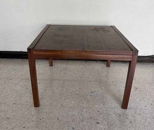 [MILz151929] Mesa lateral de madera maciza acabado natural