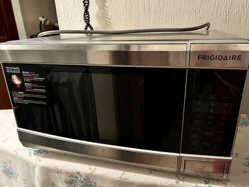 [AC0011] Microhondas marca Frigidair