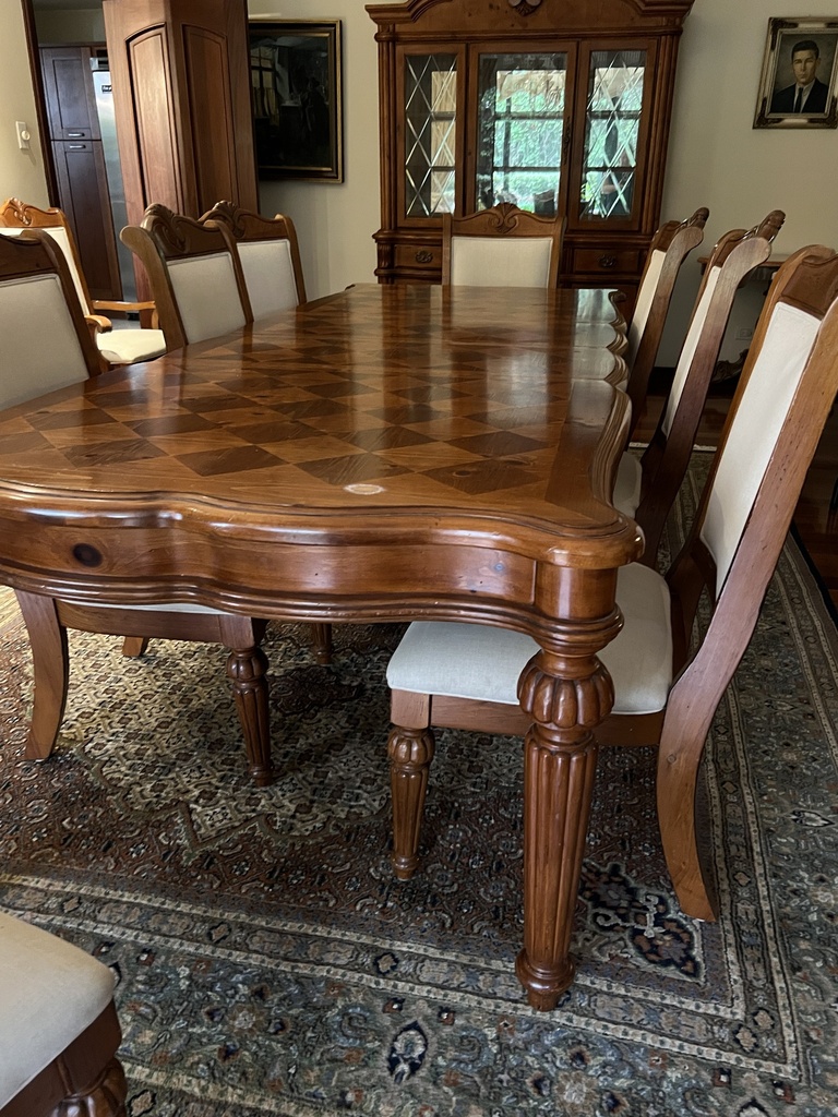 Mesa de Comedor + 10 sillas | IGUANA DORADA, image size:768x1024