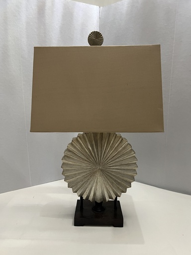 [GdA0006] Lámpara de mesa