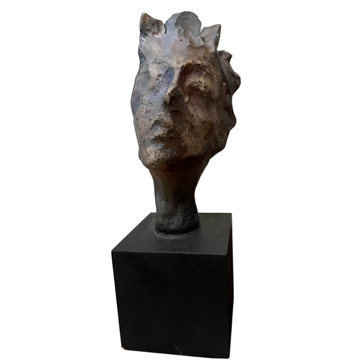 [TC003] Escultura "Rostro" por Leopoldo Barrientos