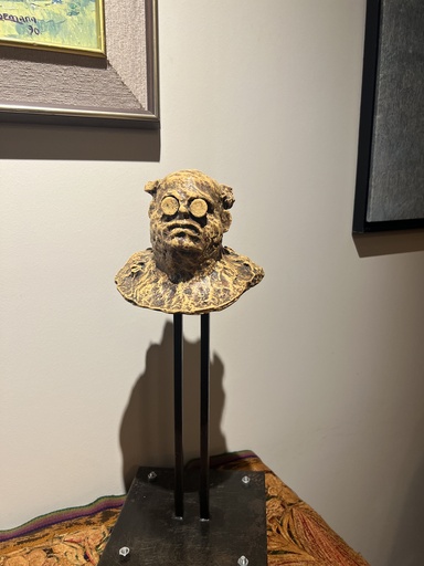 [TC004] Busto por Sebastián Barrientos